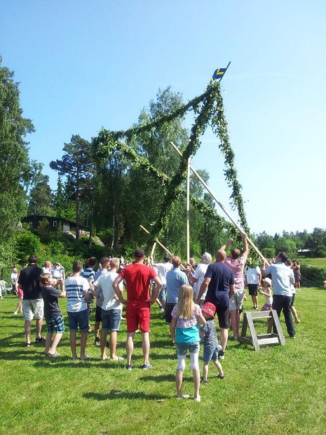 1011821_10152017342638662_1725805991_n[1]