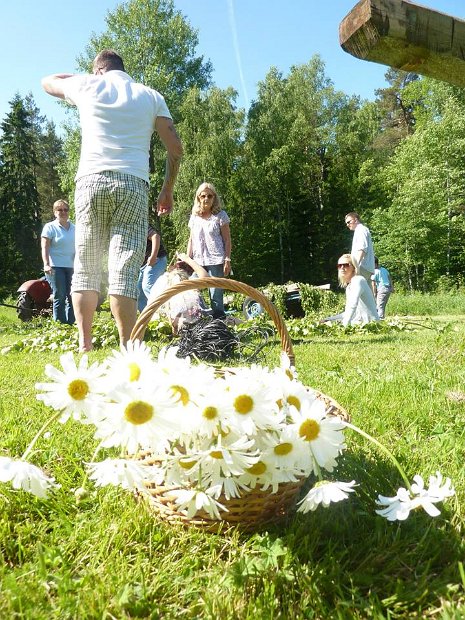 1016093_10152017343333662_656546342_n[1]